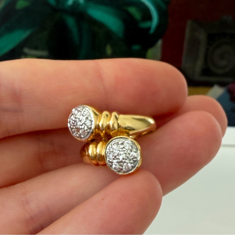 Twisted ring. Silver gold pleated. Size 4.5 
New, never worn